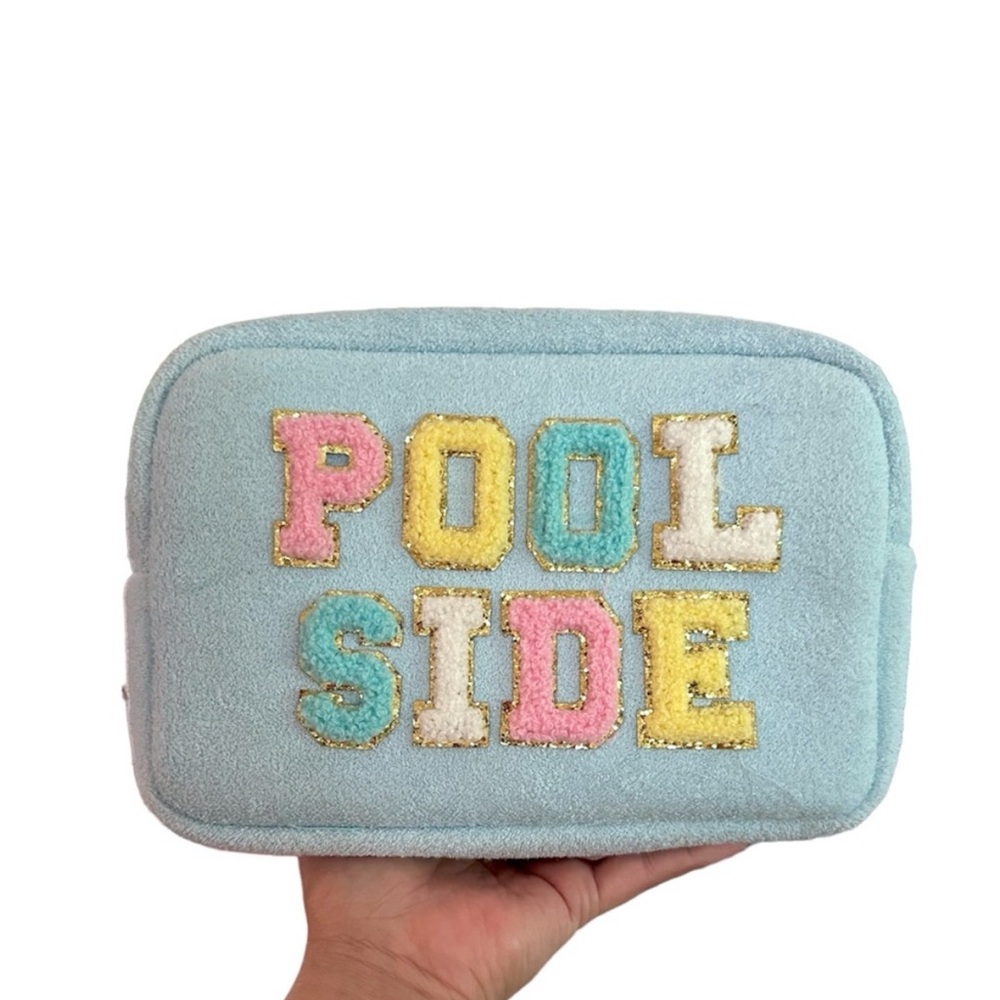 🦋Gloss & Glo Terry Cloth Pool Side blue pouch
